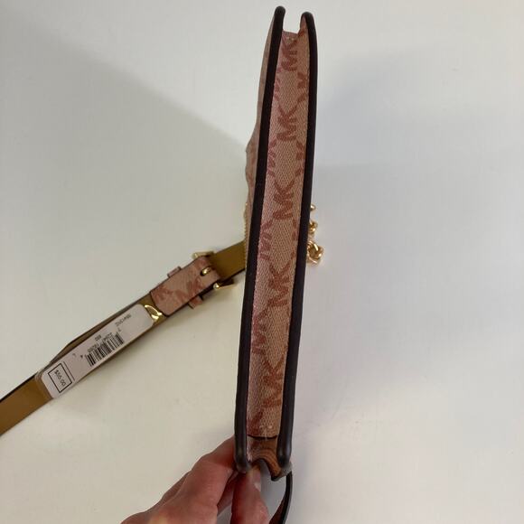 MICHAEL KORS NWT, PINK AND GOLD SAFFIANO LEATHER FANNY PACK - Picture 10 of 10